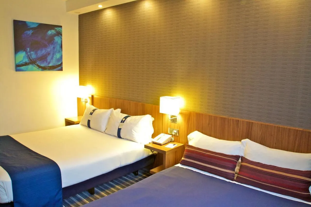 Holiday Inn Express Campo De Gibraltar-Barrios By Ihg Лос Барриос