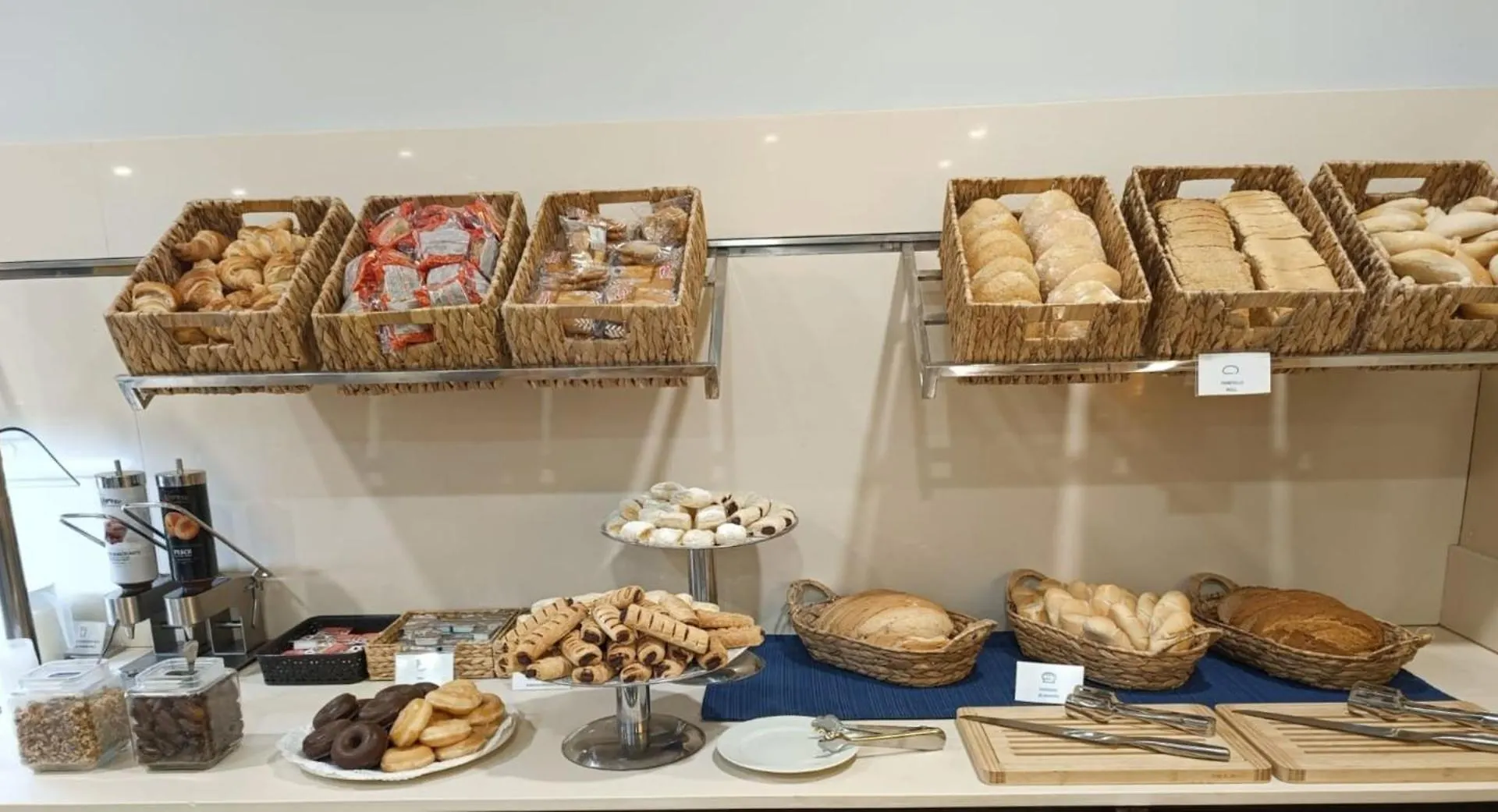 Holiday Inn Express Campo De Gibraltar-Barrios By Ihg Лос Барриос Отель