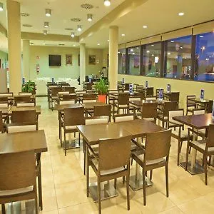 Отель Holiday Inn Express Campo De Gibraltar-Barrios By Ihg Лос Барриос