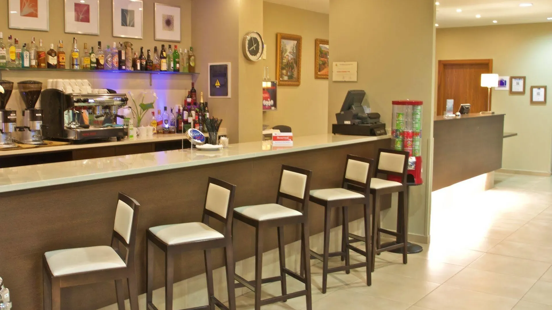 Holiday Inn Express Campo De Gibraltar-Barrios By Ihg Los Barrios Hotel