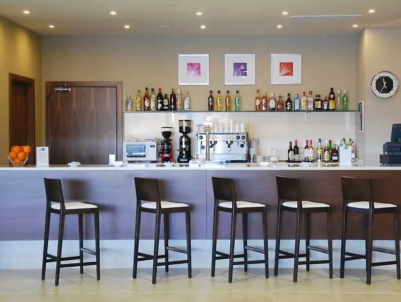 Holiday Inn Express Campo De Gibraltar-Barrios By Ihg Los Barrios Hotel