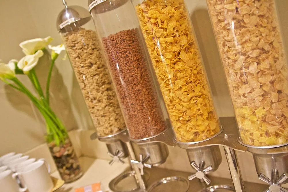 Holiday Inn Express Campo De Gibraltar-Barrios By Ihg Los Barrios Hotel