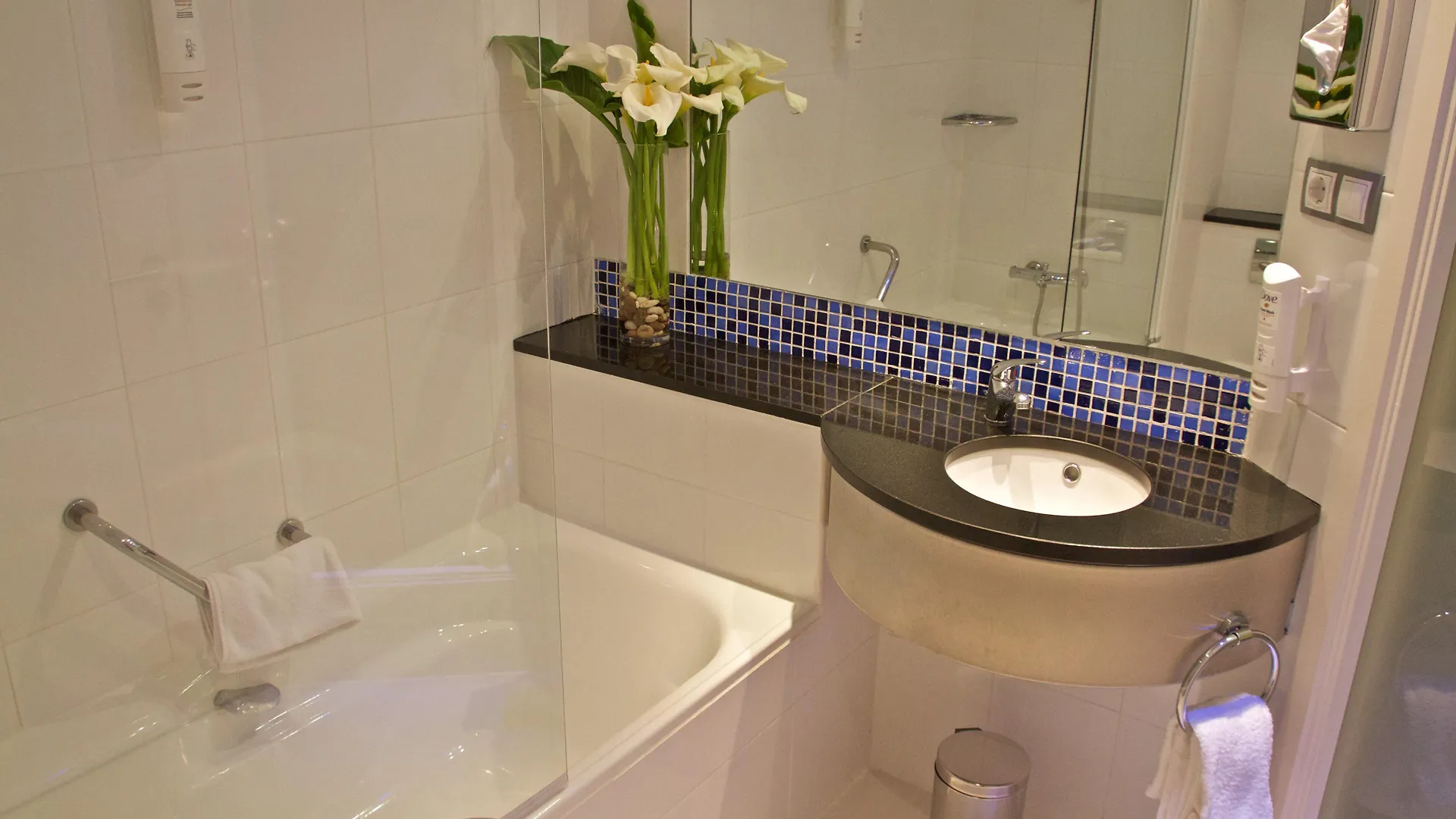 *** Hotel Holiday Inn Express Campo De Gibraltar-Barrios By Ihg Los Barrios Spain